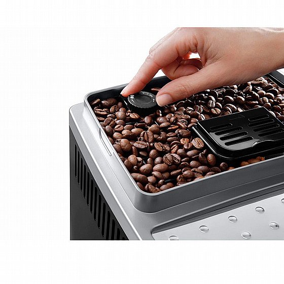 ������ ������ Delonghi Magnifica S Smart ECAM250.23.SB �� ����� ����� ���� 