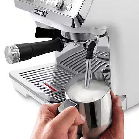 ������ ������ Delonghi La Specialista Arte EC9155 �� �����